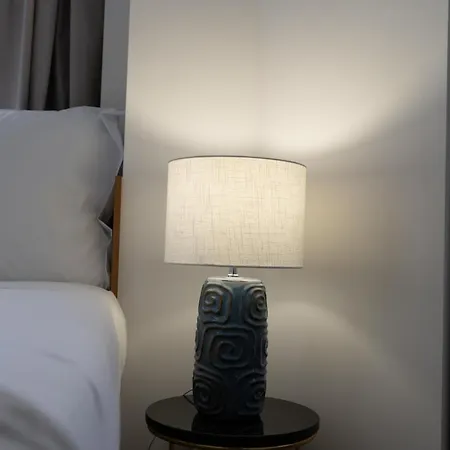 Alma Invicta Almada ポルト