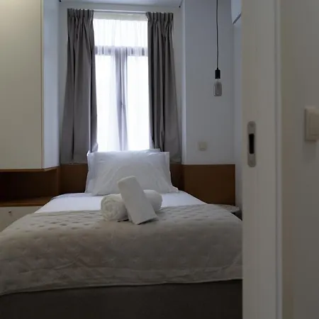 Alma Invicta Almada Apartment *