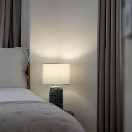 Alma Invicta Almada Apartmán *