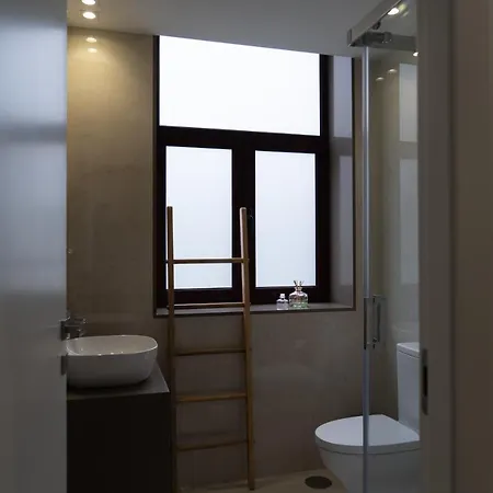 Apartment Alma Invicta Almada Porto