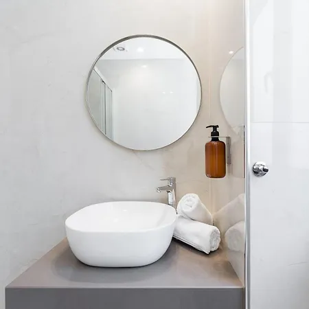Alma Invicta Almada Apartamento Porto