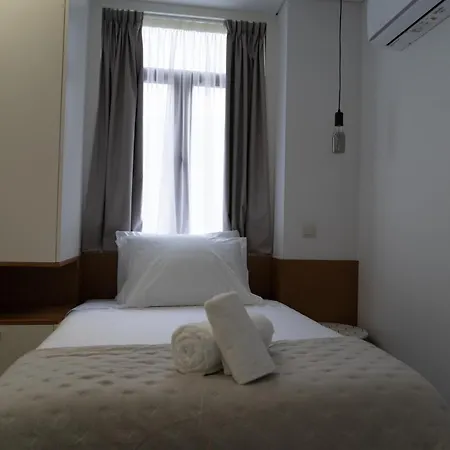 Alma Invicta Almada Appartement *